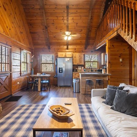 Dudley II By Avantstay Comfortable Cabin W Hot Tub Views Pigeon Forge Dış mekan fotoğraf