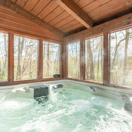Dudley II By Avantstay Comfortable Cabin W Hot Tub Views Pigeon Forge Dış mekan fotoğraf