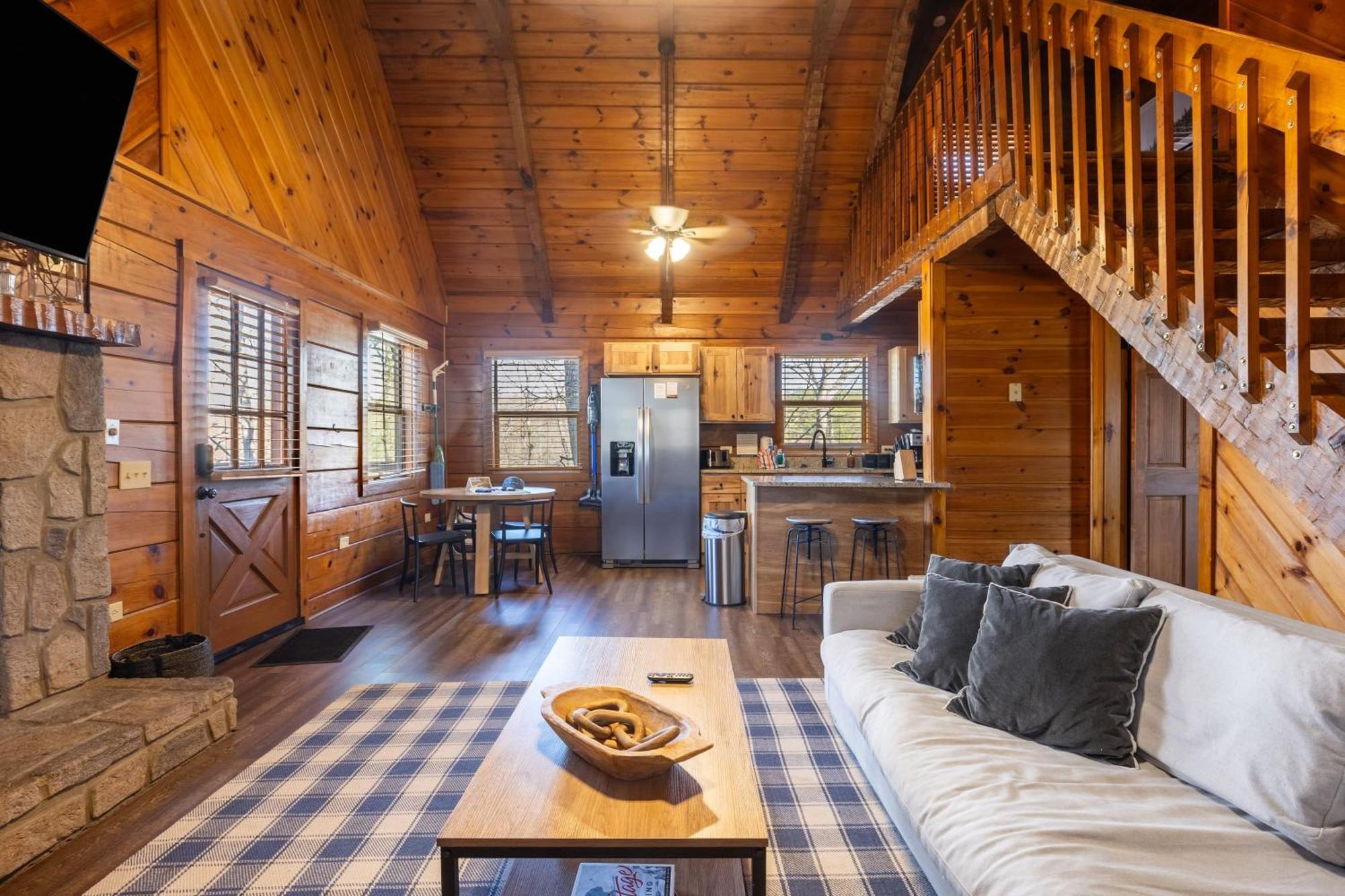 Dudley II By Avantstay Comfortable Cabin W Hot Tub Views Pigeon Forge Dış mekan fotoğraf