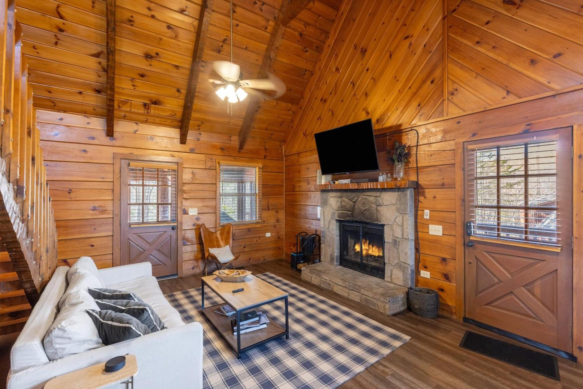 Dudley II By Avantstay Comfortable Cabin W Hot Tub Views Pigeon Forge Dış mekan fotoğraf