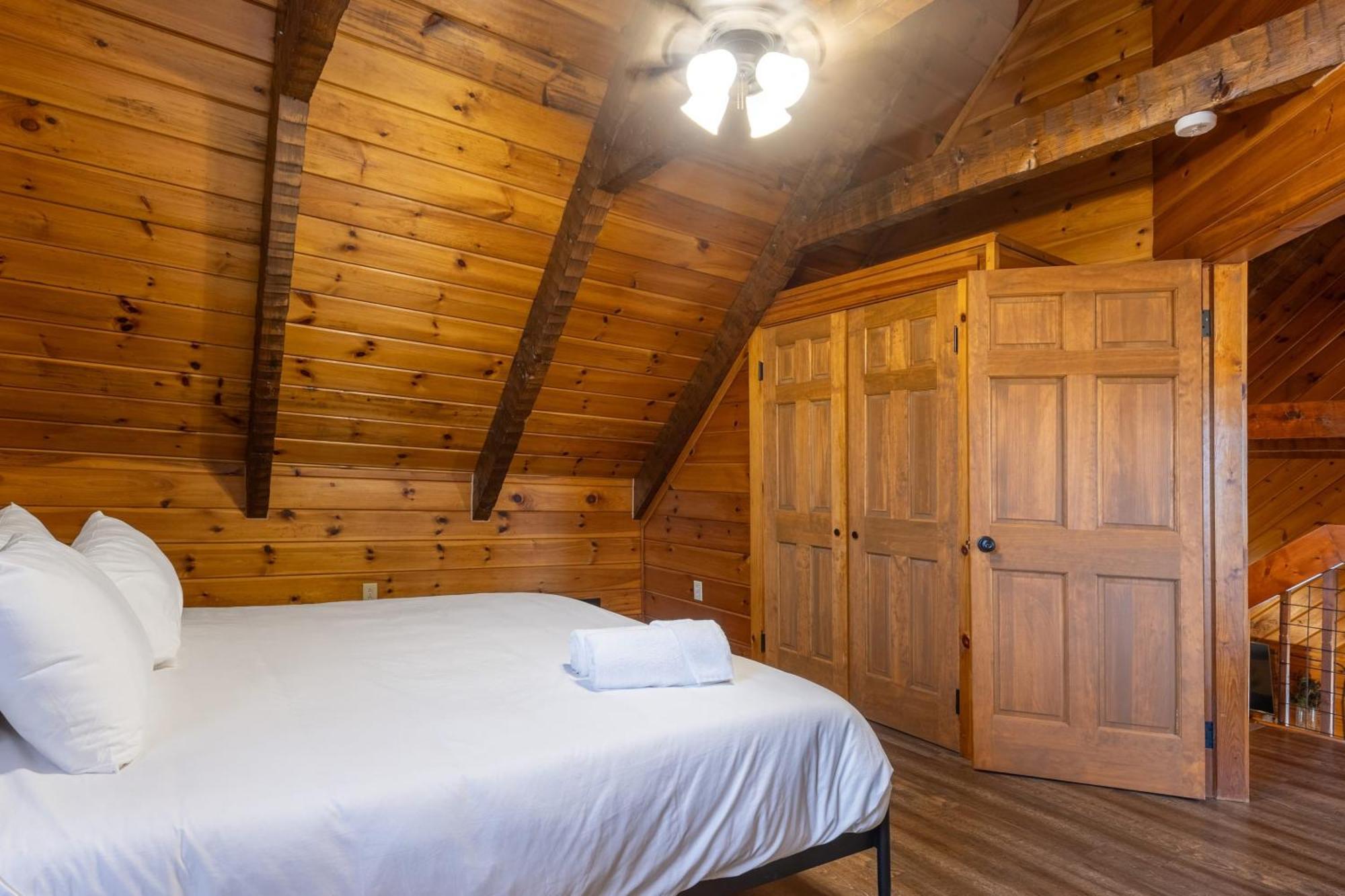 Dudley II By Avantstay Comfortable Cabin W Hot Tub Views Pigeon Forge Dış mekan fotoğraf